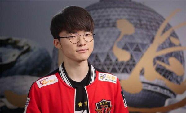 宏大世界